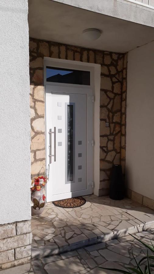 Apartmani Kramar Selce Kamer foto