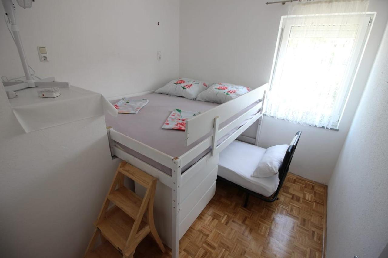 Apartmani Kramar Selce Kamer foto